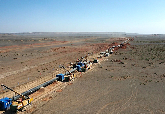 西四线二标段项目主线路焊接施工现场2 拷贝.jpg