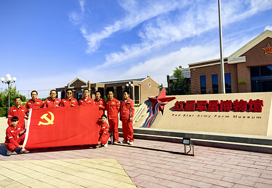 1688973985207142.jpg 西四线二标段项目监理部联合业主、施工单位开展“七一”党建活动2 拷贝.jpg