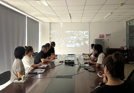 1688975112172501.jpg 观看照片 拷贝.jpg