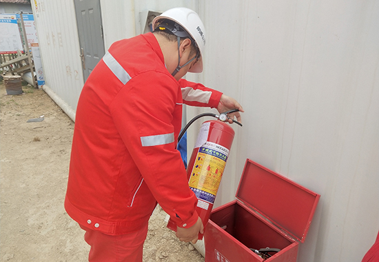 检查消防器材1 拷贝.jpg