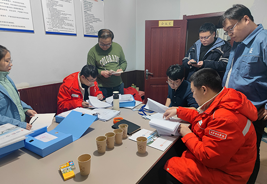 资料审查 拷贝.jpg