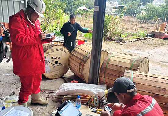 现场光缆测试 (1) 拷贝.jpg