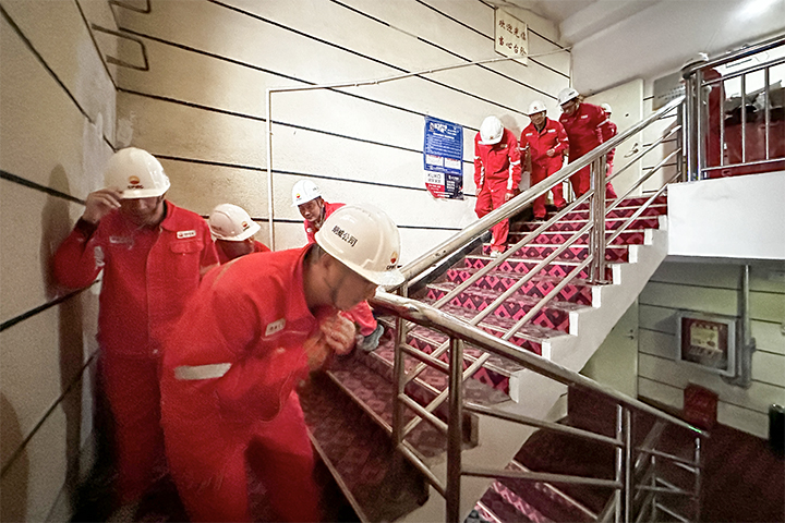 6b916d3ef1fb6913b27bfe2a83bd726 拷贝.jpg