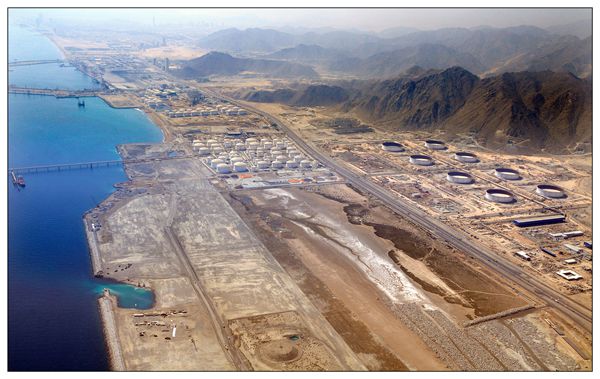 阿联酋阿布扎比原油管道项目