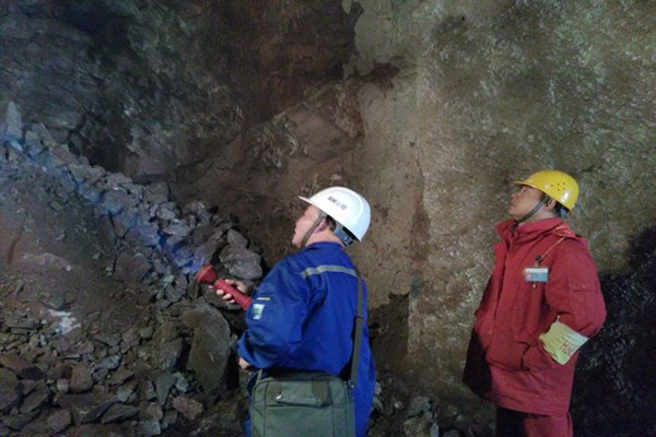 {dede:field.fulltitle/}